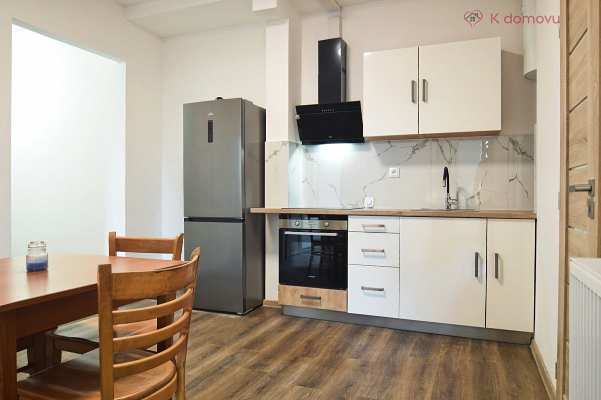 Pronájem bytu 2+1 56 m²