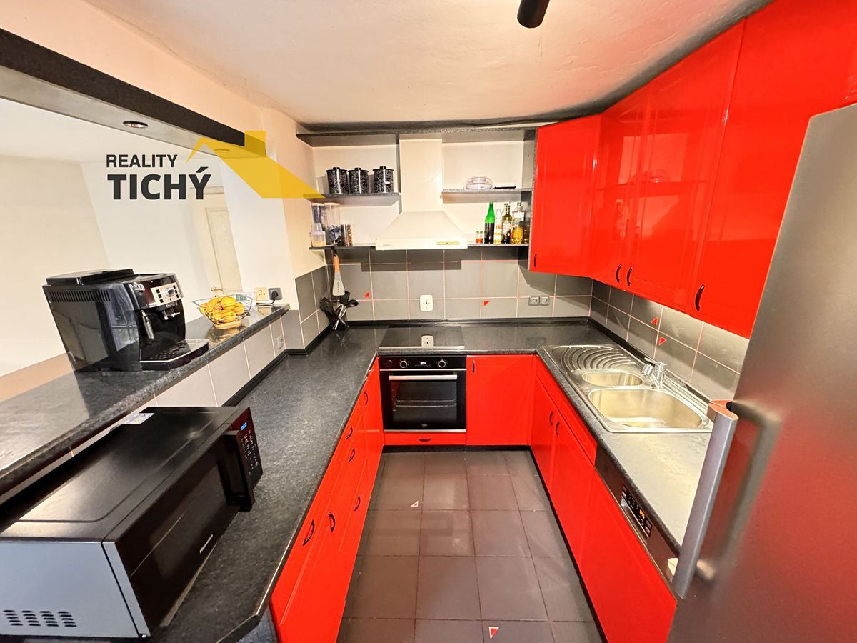 Prodej rodinného domu 123 m², pozemek 438 m² – fotografie 3