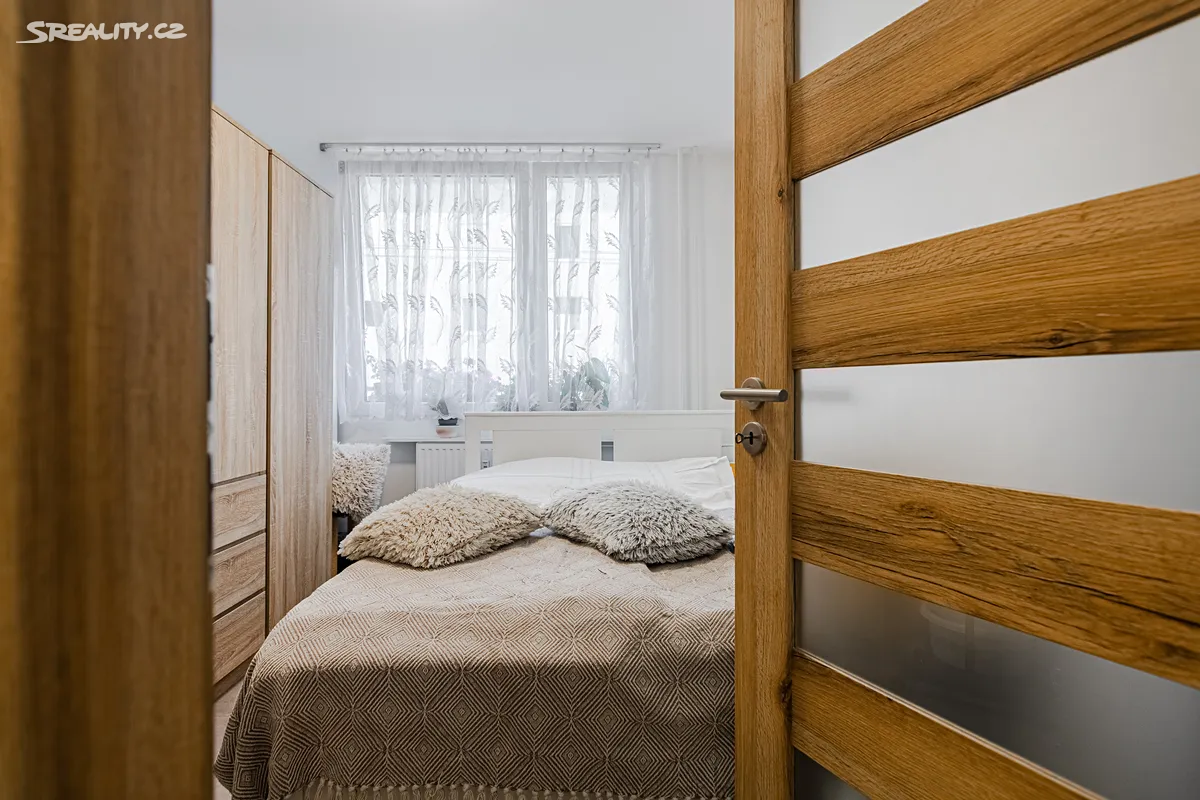 Prodej bytu 2+kk 41 m² – pohled 6