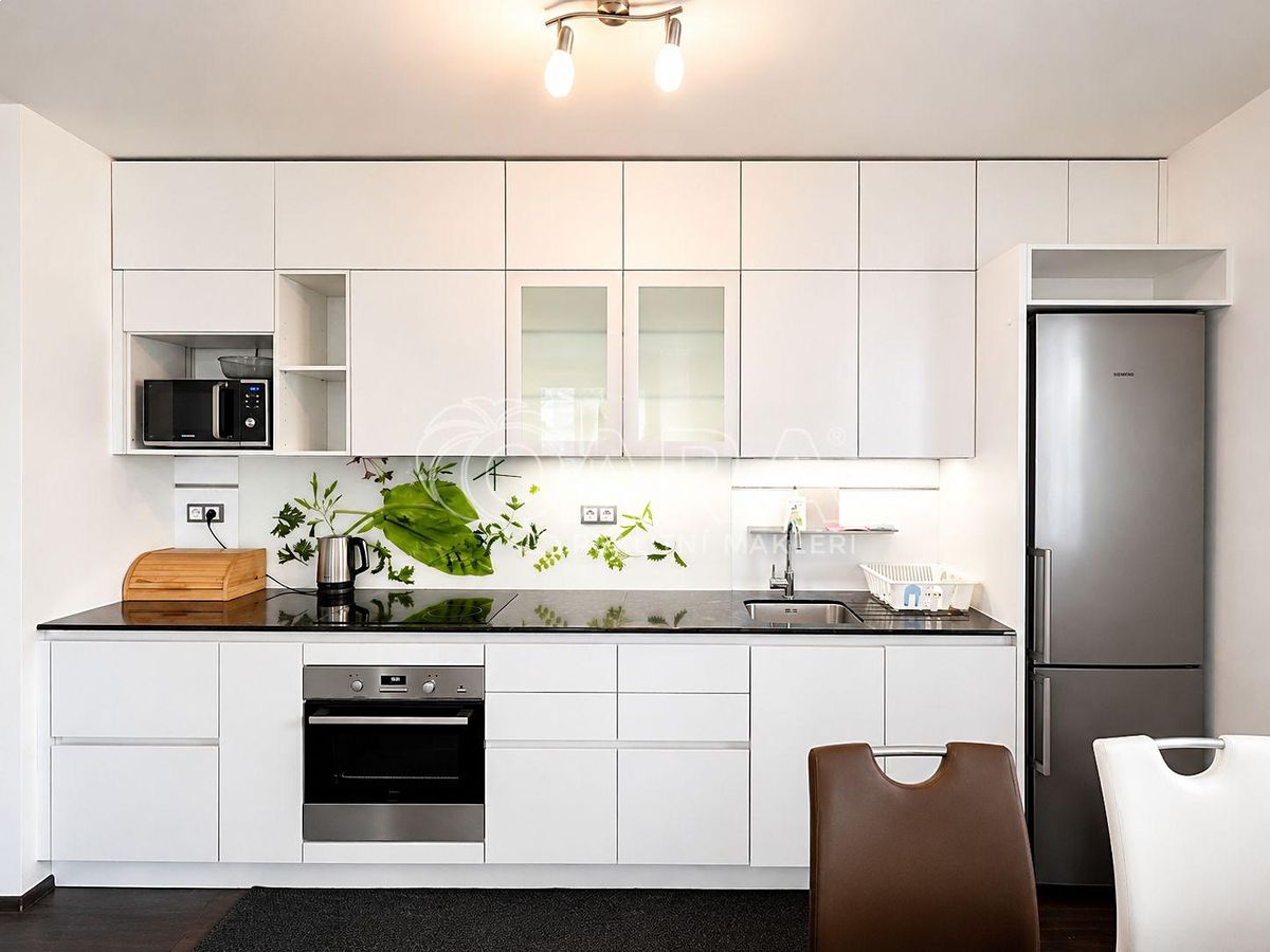 Pronájem bytu 3+kk 102 m²
