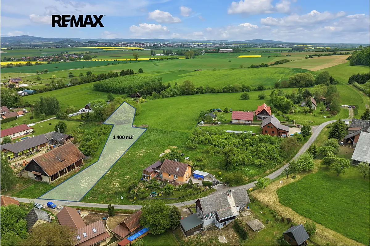 Prodej stavebního pozemku 1400 m²