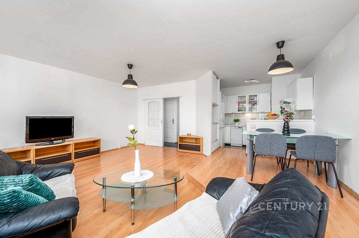 Prodej bytu 4+kk 93 m²