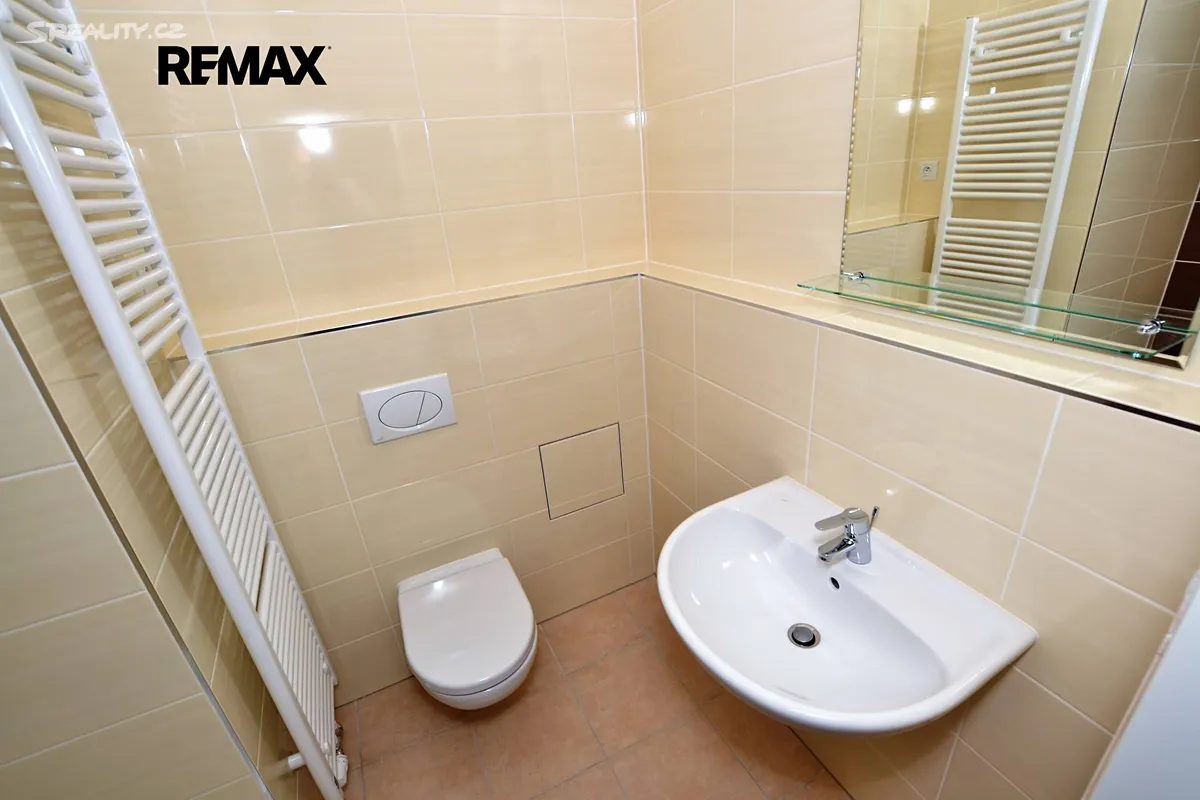Pronájem bytu 1+kk 23 m² – pohled 4