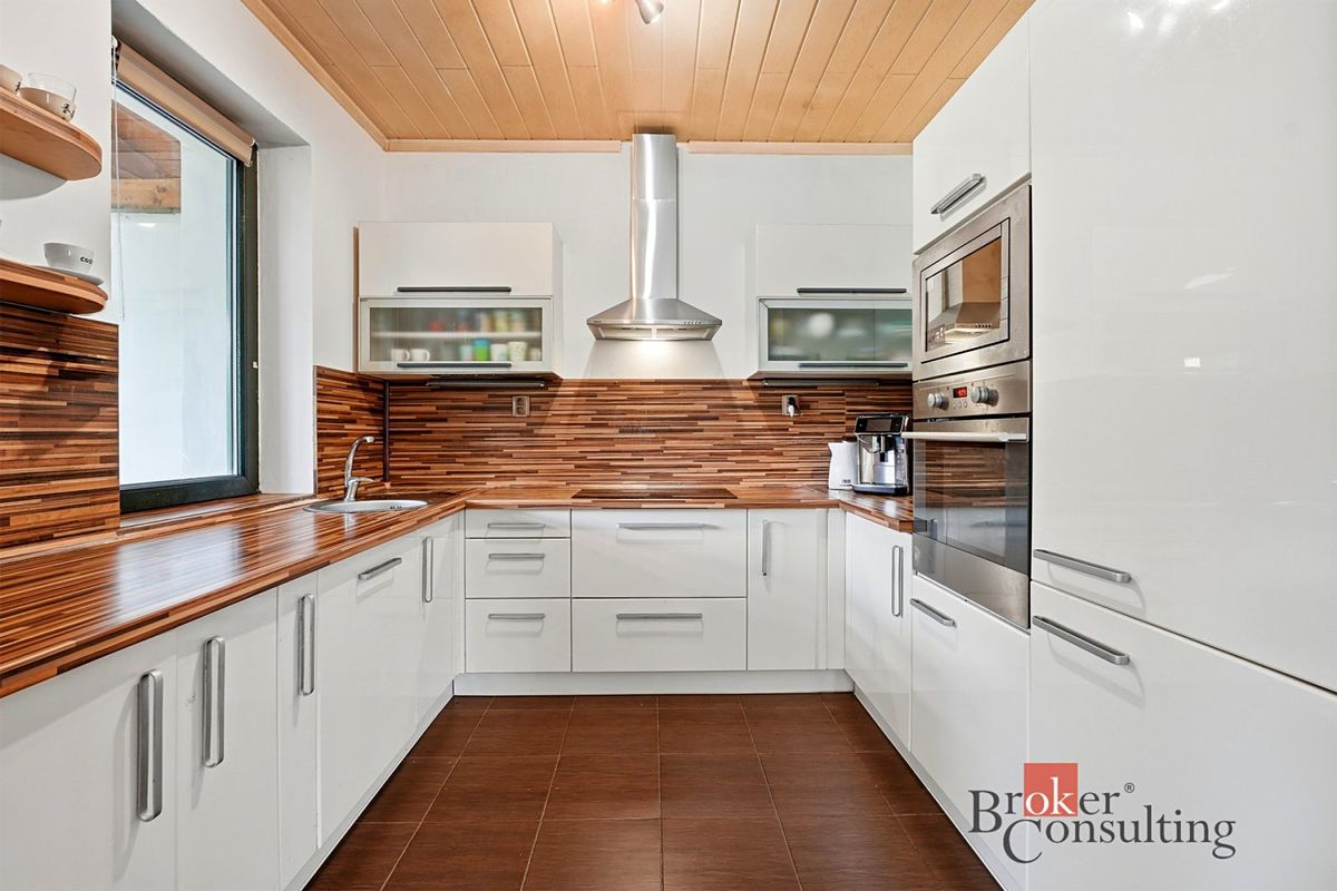 Prodej rodinného domu 162 m², pozemek 1146 m² – fotografie 5