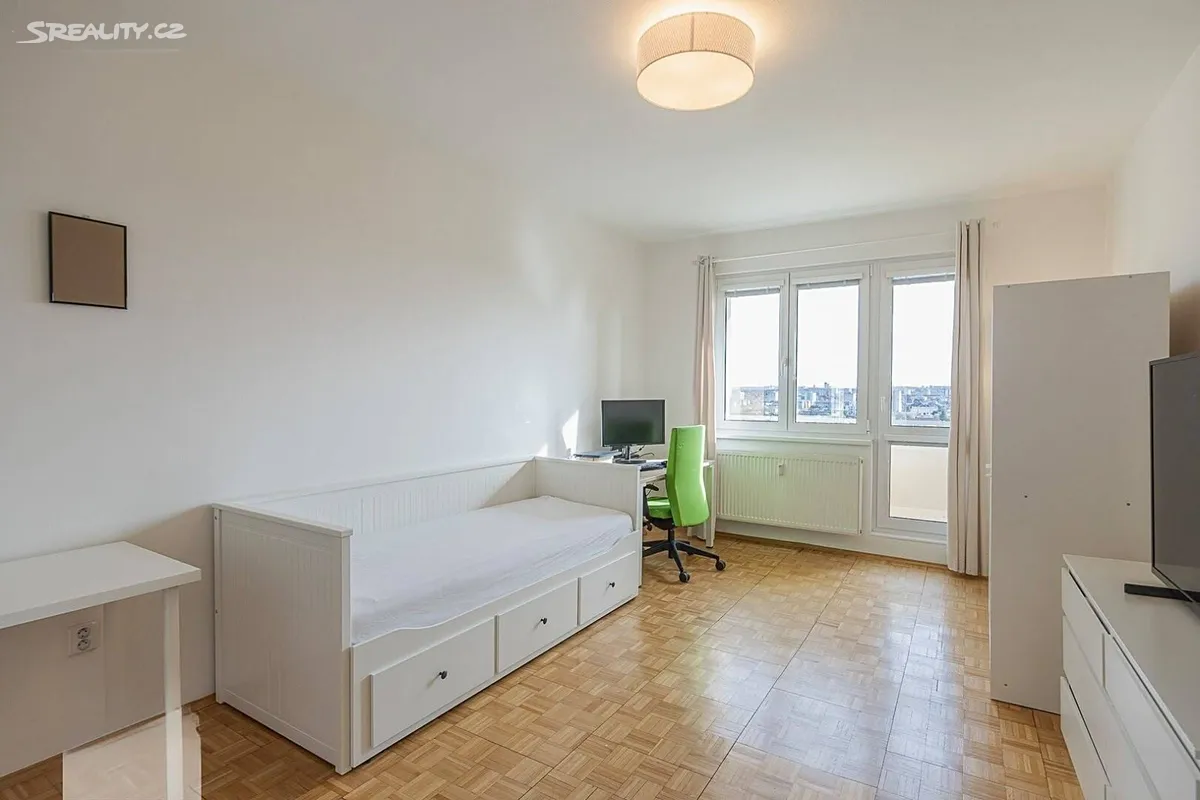 Prodej bytu 2+1 57 m², Praha