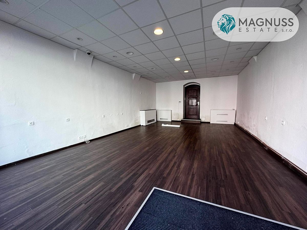 Pronájem obchodního prostoru 63 m² – fotografie 3