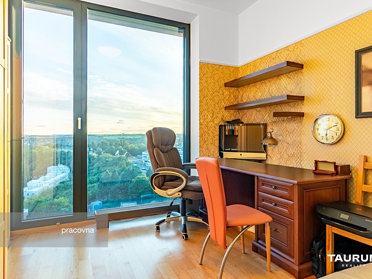Prodej bytu 4+kk, 134 m² (21 z 43)