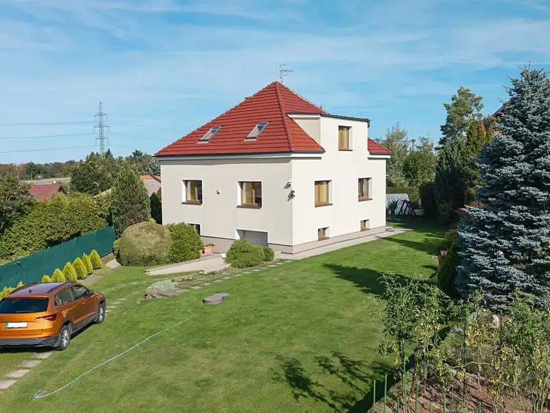 Prodej rodinného domu 202 m², pozemek 1348 m², Statenice – náhled fotky 3