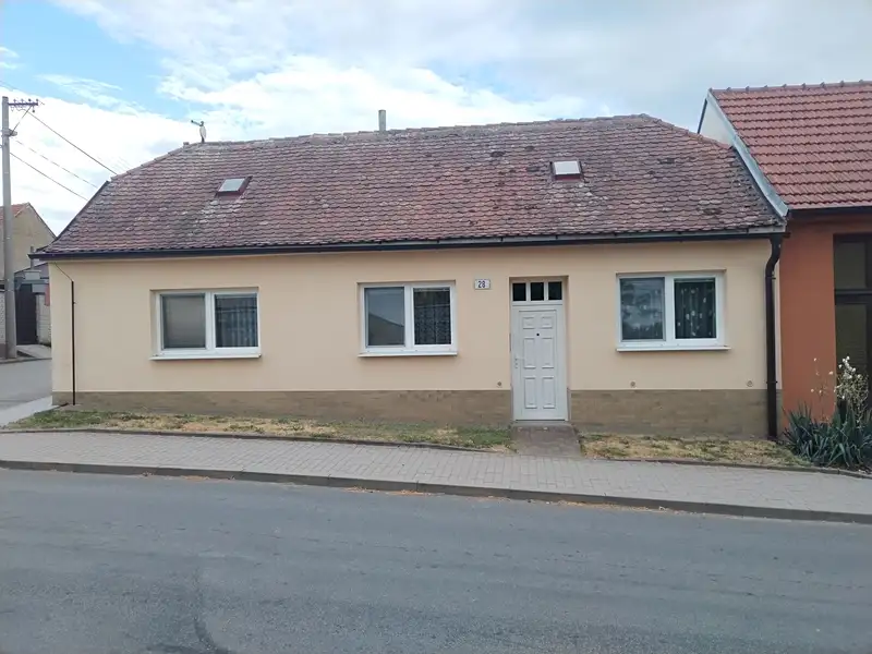 Prodej rodinného domu 120 m², pozemek 277 m², Blížkovice – náhled fotky 1
