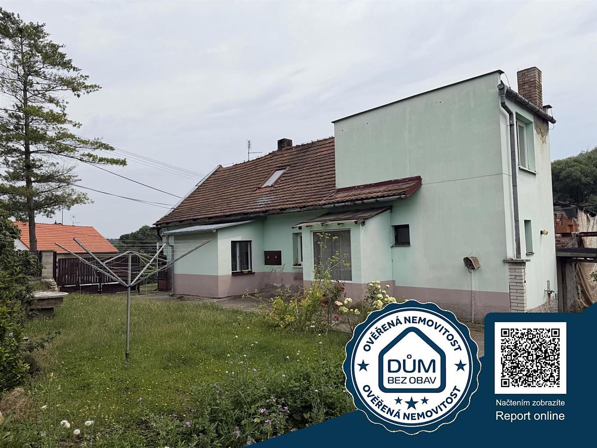 Prodej rodinného domu 160 m², pozemek 2408 m²