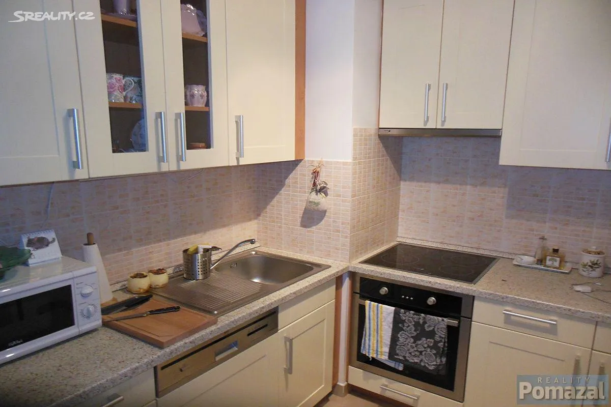 Pronájem bytu 2+kk 58 m², Praha