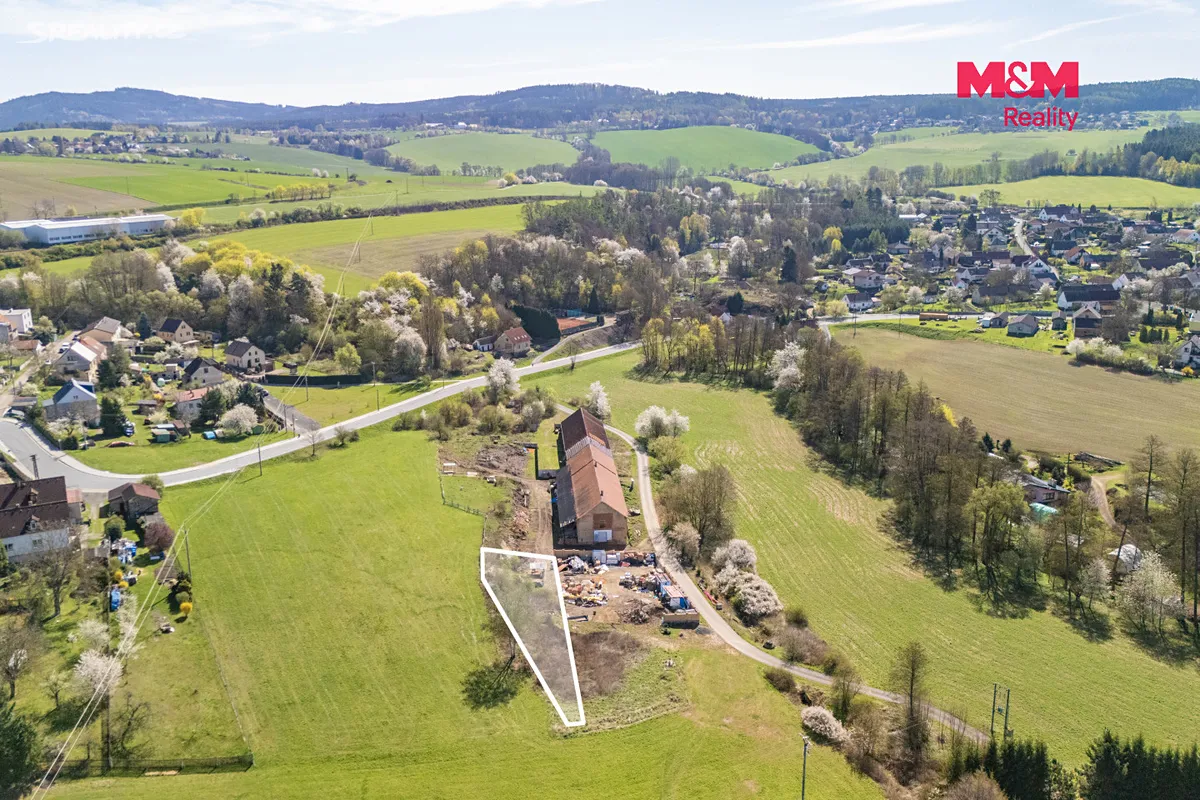 Prodej stavebního pozemku 775 m² – pohled 3