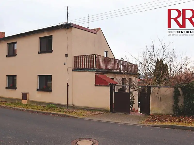 Prodej rodinného domu 210 m², pozemek 942 m², Chlumčany – náhled fotky 1