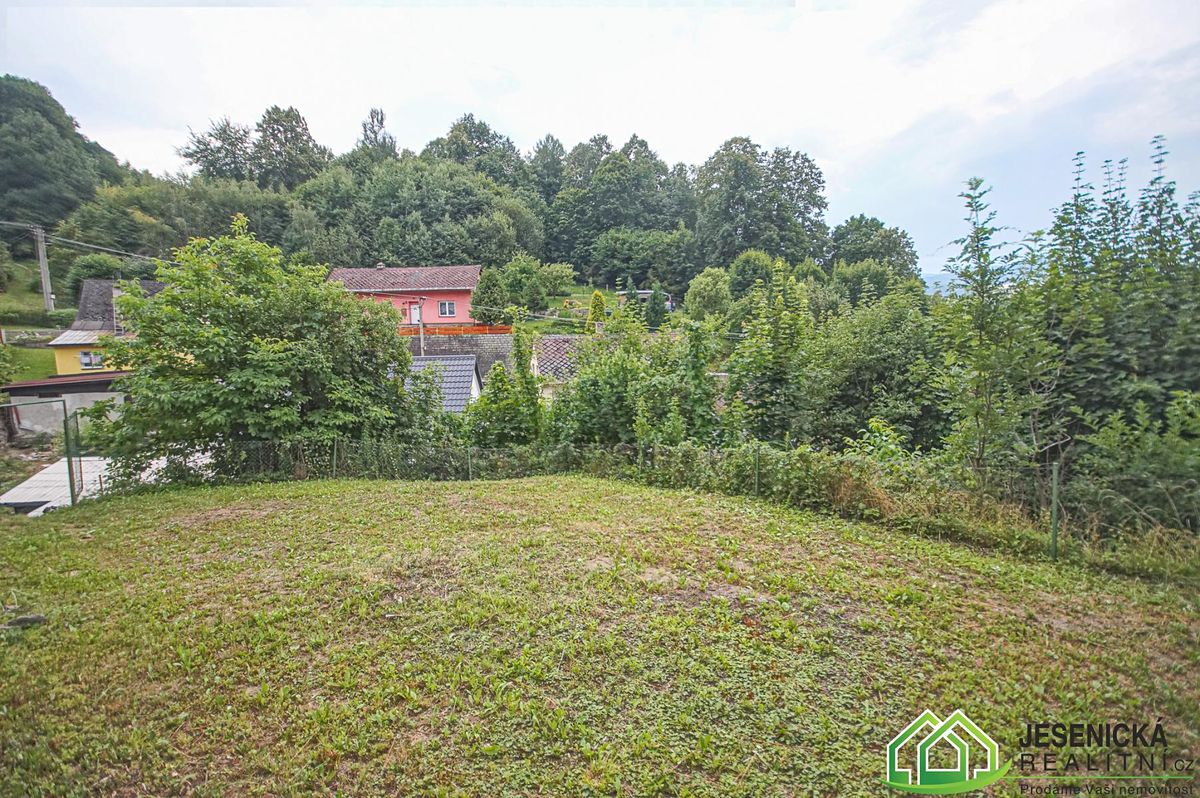 Prodej zahrady 151 m²