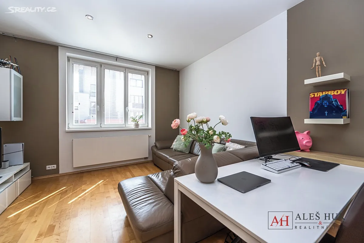 Prodej bytu 2+kk 48 m² – pohled 3