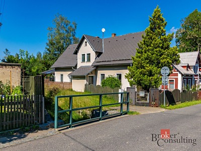 Haus zum Kauf, 162 m² (2 von 43)