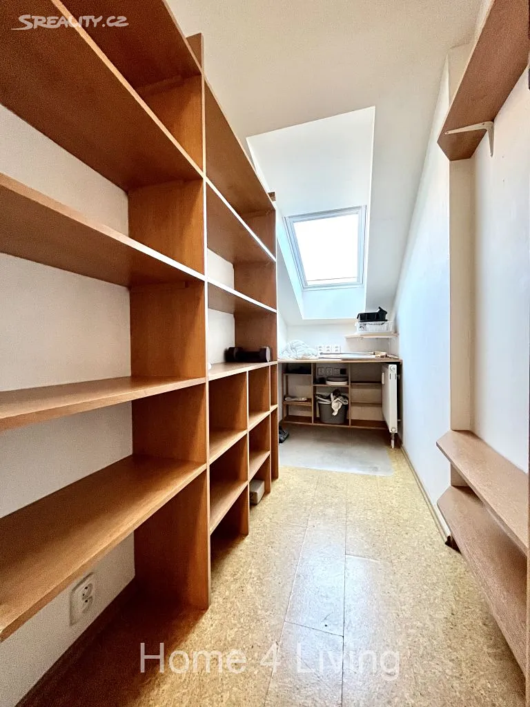 Pronájem bytu 2+kk 62 m² – pohled 6