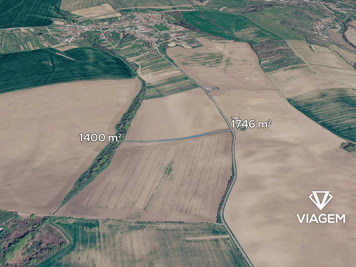 Prodej podílu 1/3 pole 1048 m²