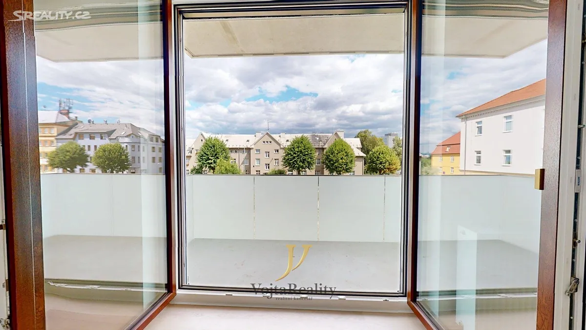 Pronájem bytu 2+kk 54 m² – pohled 3
