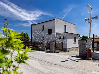 Prodej rodinného domu 208 m², pozemek 981 m²