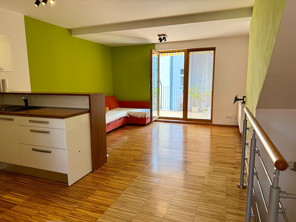 Pronájem bytu 2+kk 62 m²