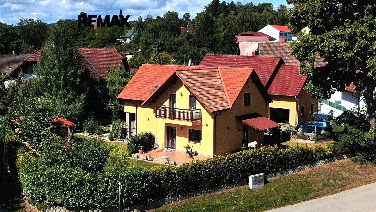 Prodej vícegeneračního domu 182 m², pozemek 615 m²
