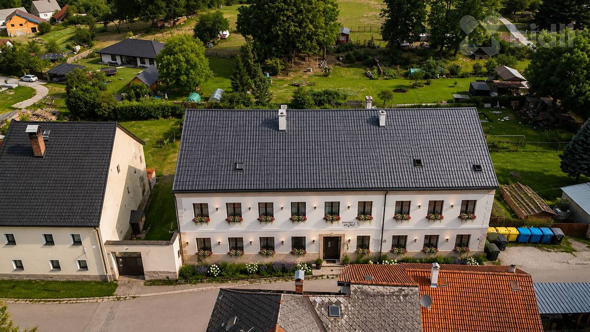 Prodej rodinného domu 1156 m², pozemek 578 m² – fotografie 4