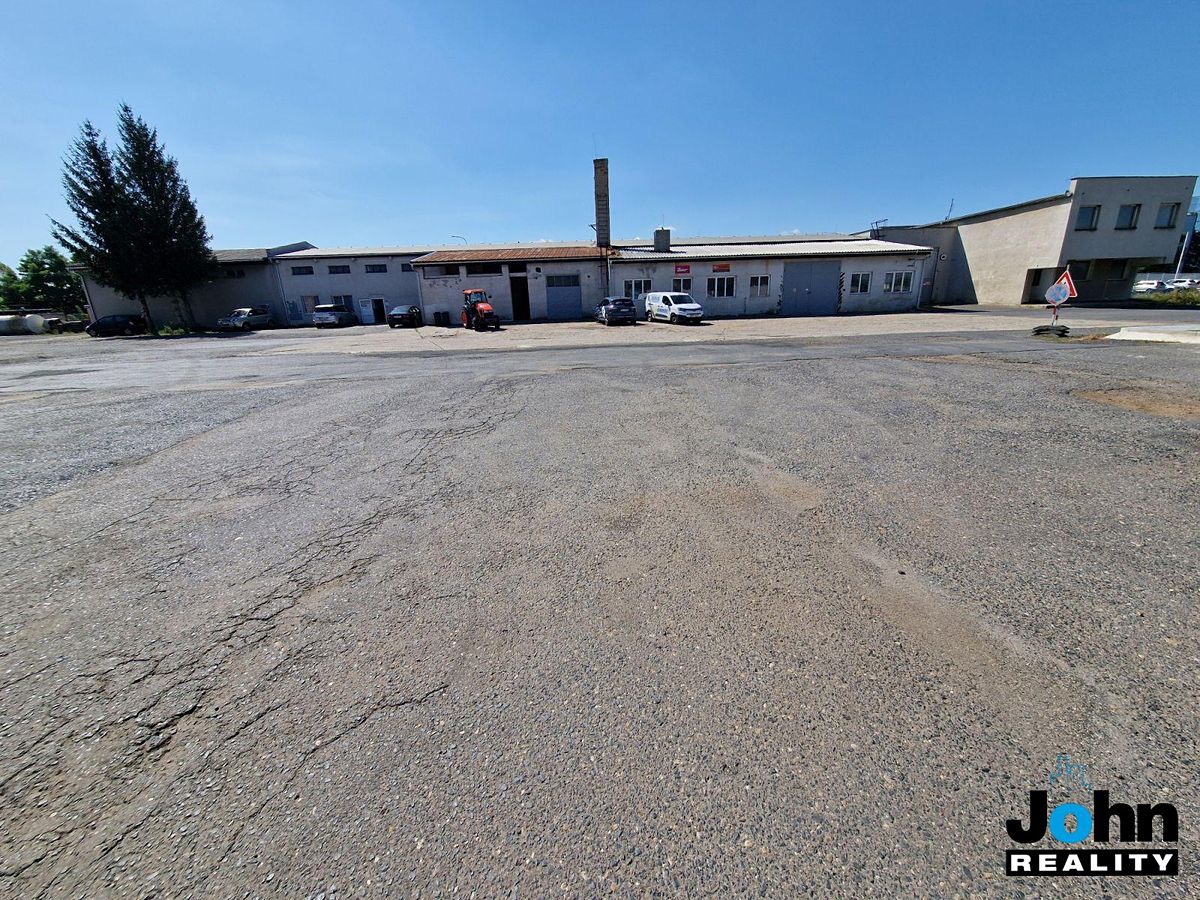 Prodej výrobní haly, prostoru 1500 m² – fotografie 3