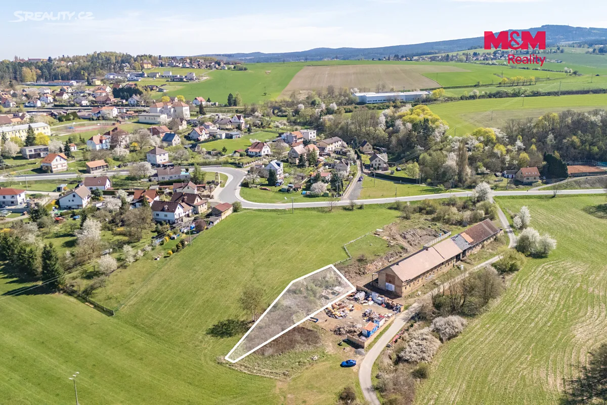 Prodej stavebního pozemku 775 m² – další