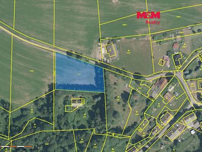 Prodej pole 2465 m²