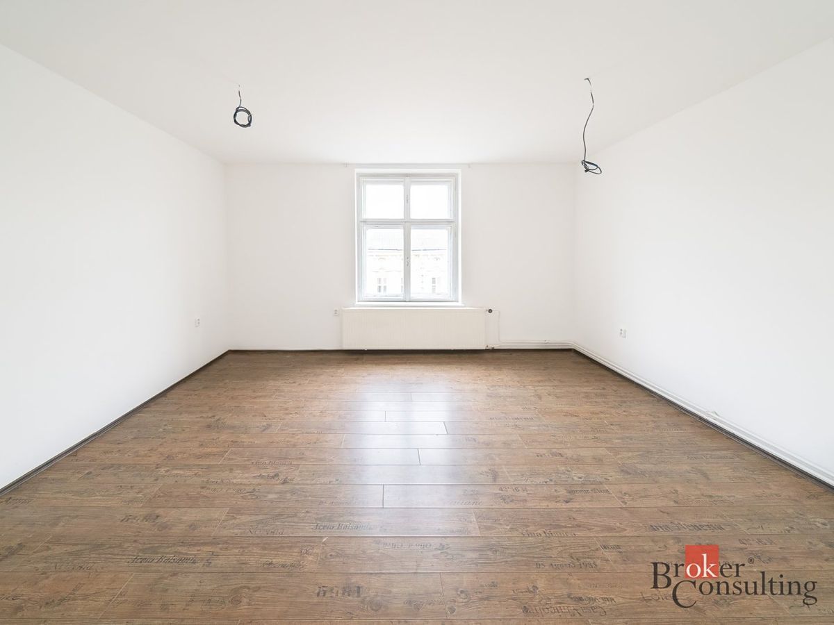 Pronájem bytu 1+1 54 m² – fotografie 2
