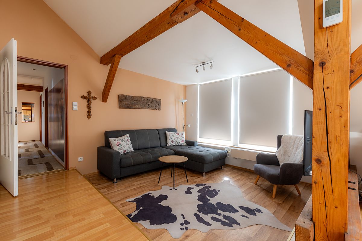Prodej bytu atypický 151 m² – fotografie 3
