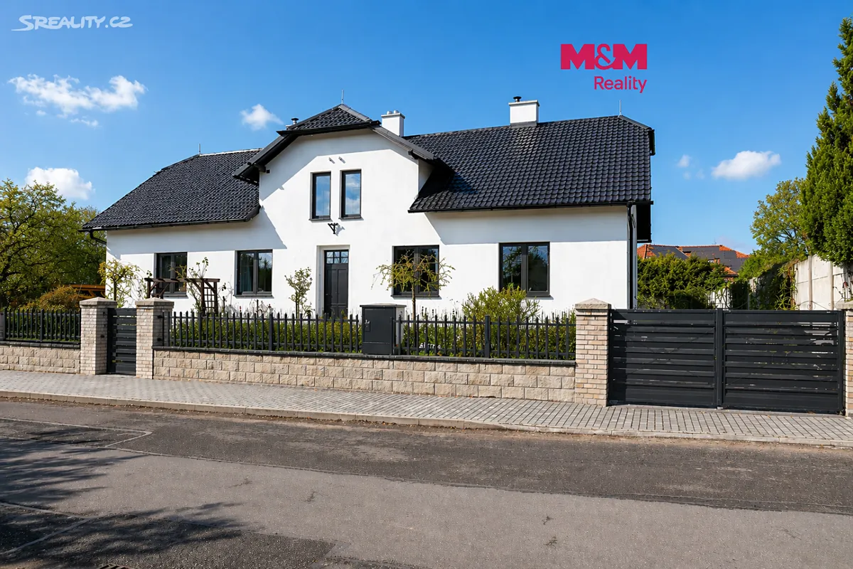 Prodej rodinného domu 197 m², pozemek 1142 m², Nový Malín