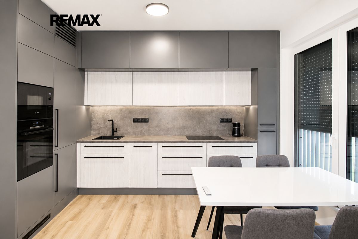Pronájem bytu 3+kk 70 m²