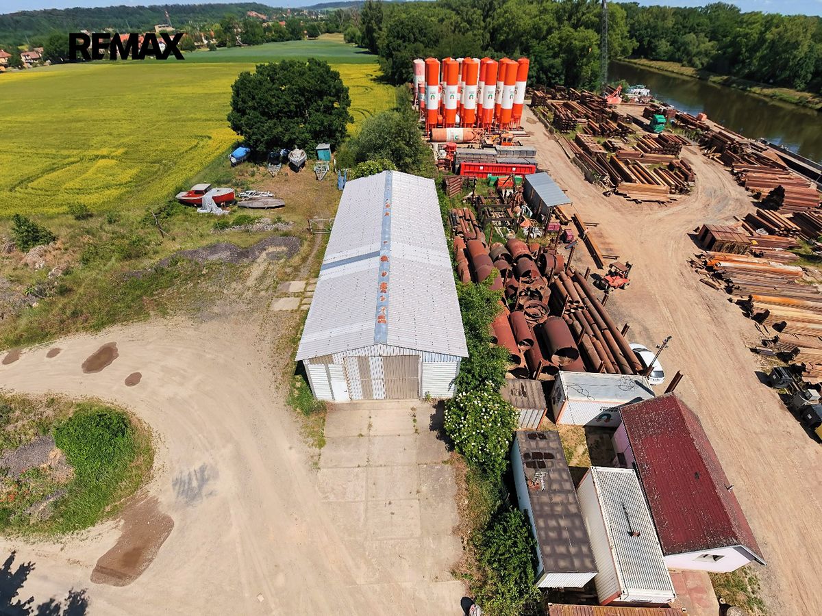 Pronájem pozemku 3300 m² – fotografie 5