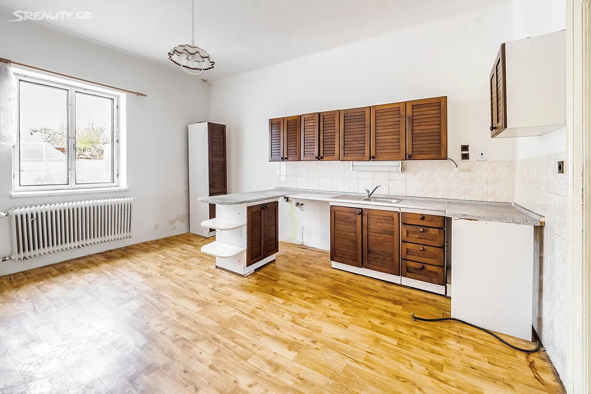 Prodej rodinného domu 150 m², pozemek 142 m² – pohled 6