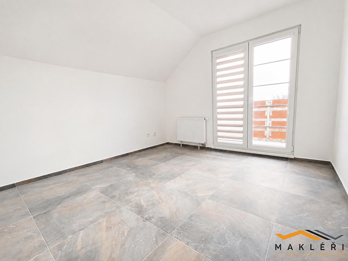 Pronájem bytu 3+kk 78 m² – fotografie 2