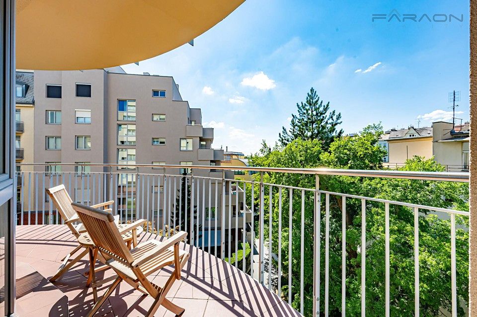 Pronájem bytu 3+kk 96 m²