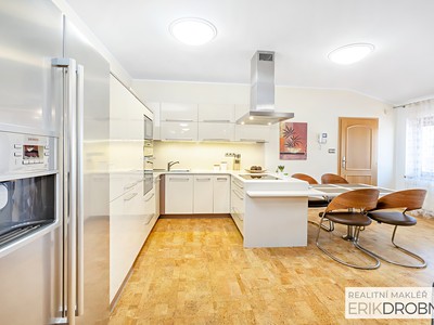 Квартира 3+kk в оренду, 92 м² (3 з 12)
