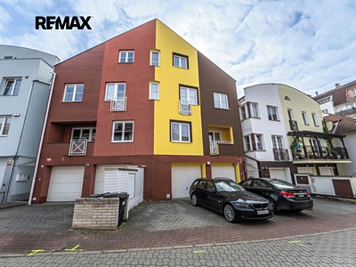 Prodej  rodinného domu 330 m², pozemek 183 m²