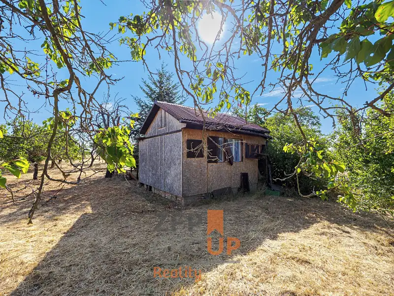 Prodej zahrady 1372 m², Znojmo – náhled fotky 1
