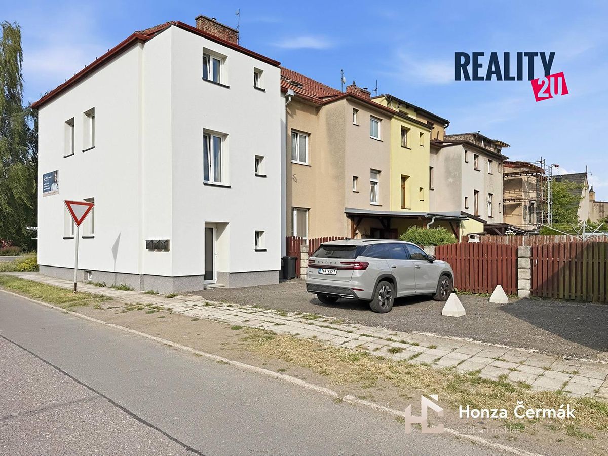 Pronájem bytu 1+kk 35 m²