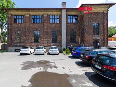 Pronájem výrobní haly, prostoru 1500 m²