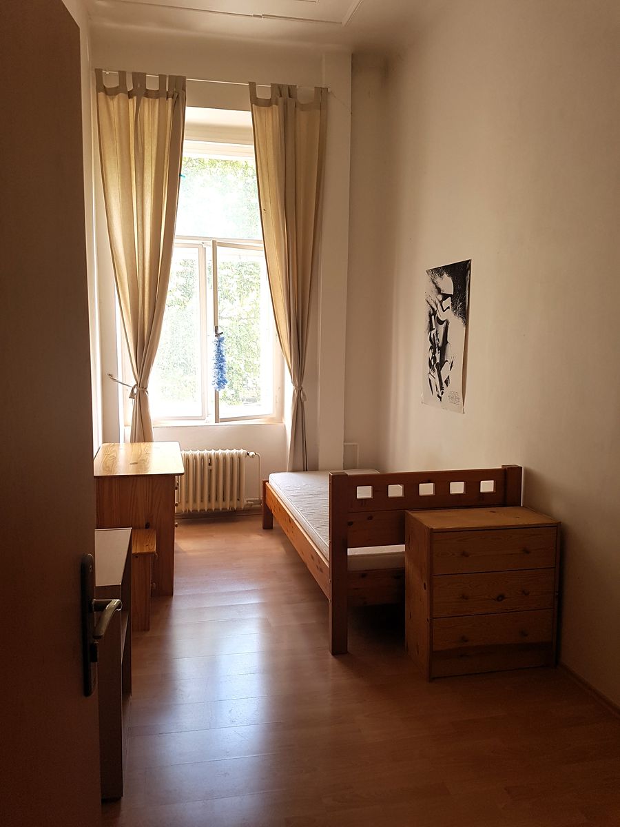 Pronájem bytu pokoje 15 m²