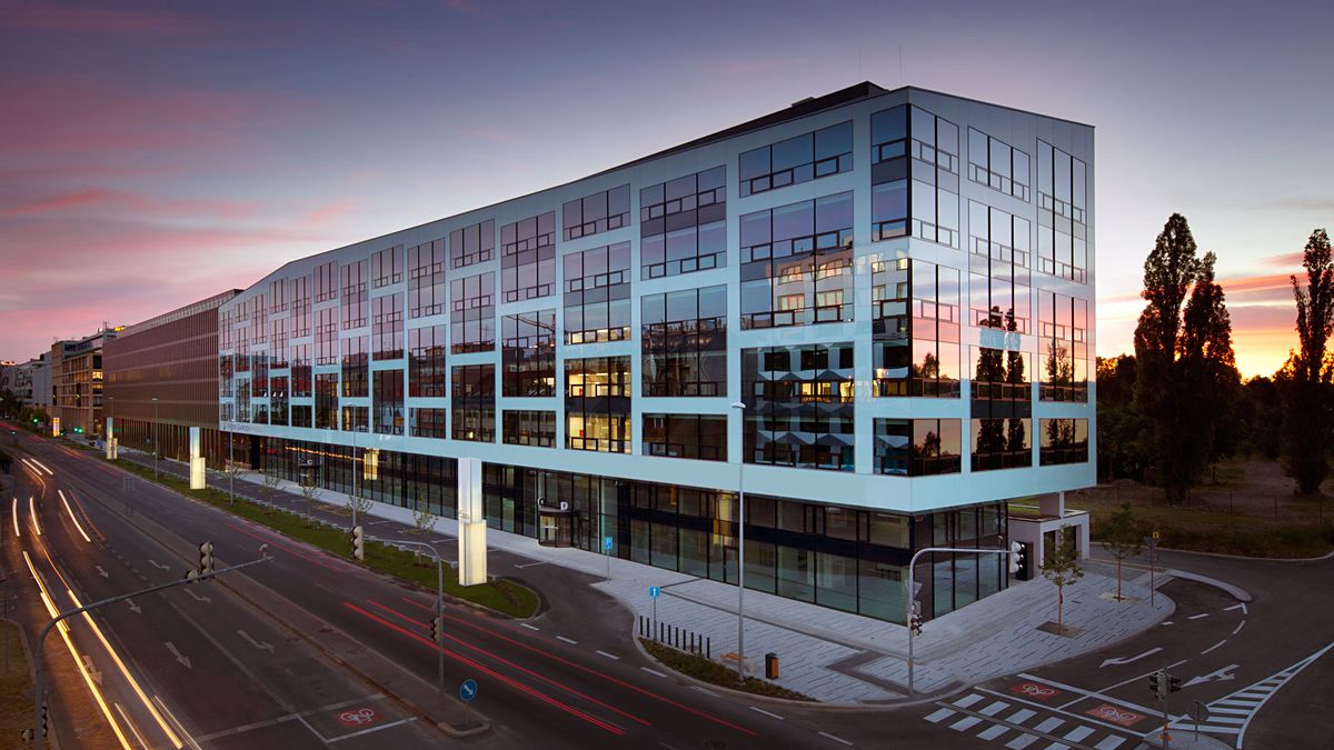 Pronájem kanceláře 450 m² – fotografie 4