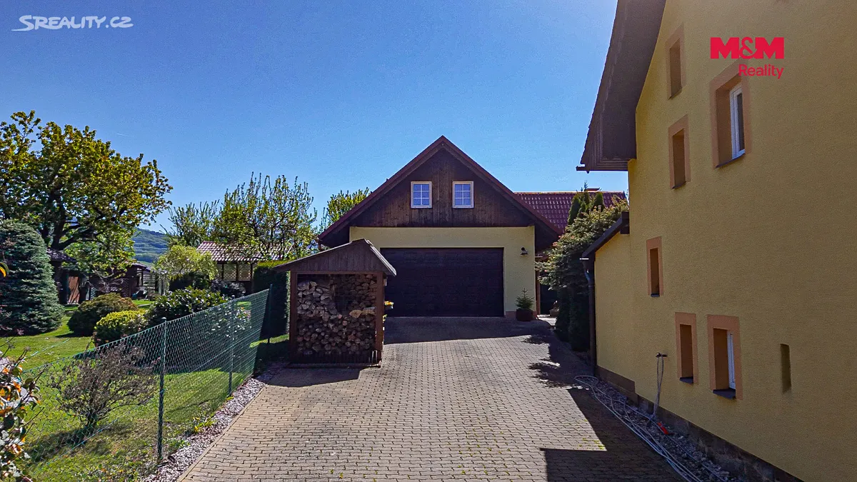 Prodej rodinného domu 620 m², pozemek 14427 m² - View 3