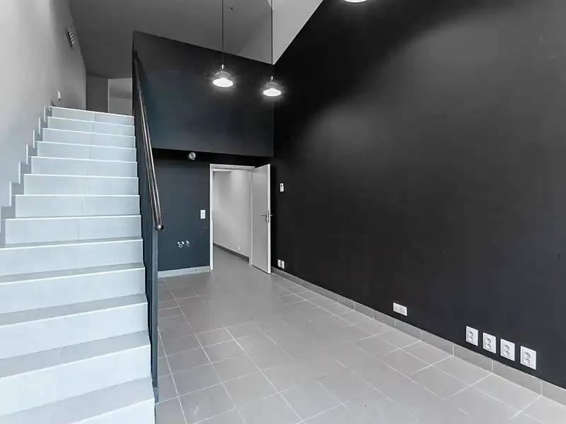 Pronájem kanceláře 54 m², Praha – náhled fotky 2
