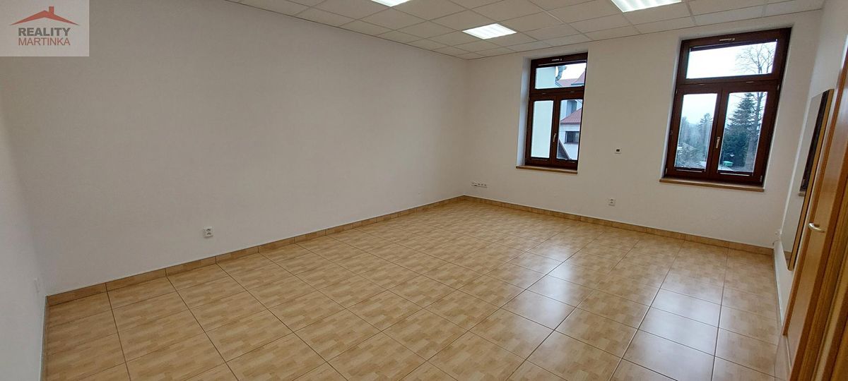 Pronájem kanceláře 40 m² – fotografie 4