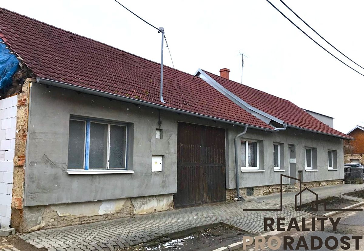 Prodej rodinného domu 200 m², pozemek 791 m²