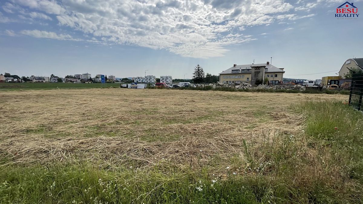 Pronájem pozemku 947 m² – fotografie 5